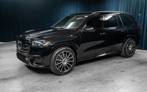 2025 Mercedes-Benz GLS 450 4MATIC