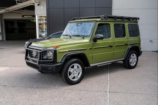 MANUFAKTUR Agave Green Non Metallic 2025 Mercedes-Benz G-Class 4MATIC