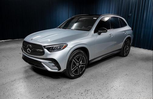 2026 Mercedes-Benz GLC 300 4MATIC