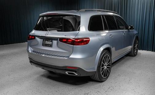 2026 Mercedes-Benz GLS 450 4MATIC