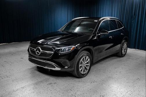 2026 Mercedes-Benz GLC 300 Base