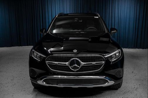 2026 Mercedes-Benz GLC 300 Base