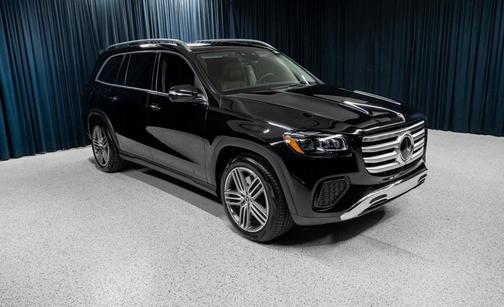 Obsidian Black Metallic 2026 Mercedes-Benz GLS 450 4MATIC