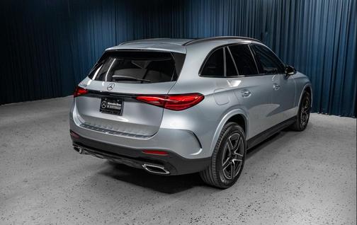2026 Mercedes-Benz GLC 300 Base