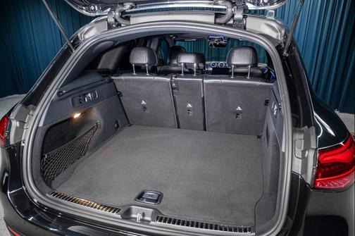 Obsidian Black Metallic 2026 Mercedes-Benz GLC 300 Base