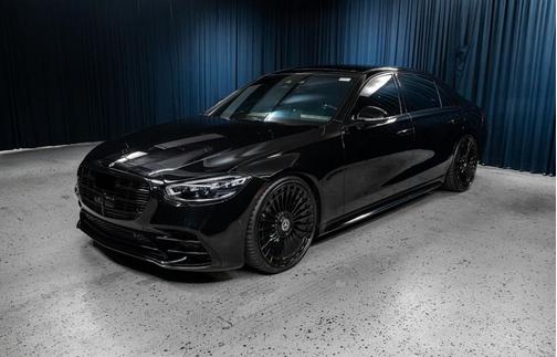 Obsidian Black Metallic 2026 Mercedes-Benz S-Class 4MATIC