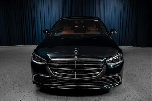 Emerald Green Metallic 2026 Mercedes-Benz S-Class 4MATIC
