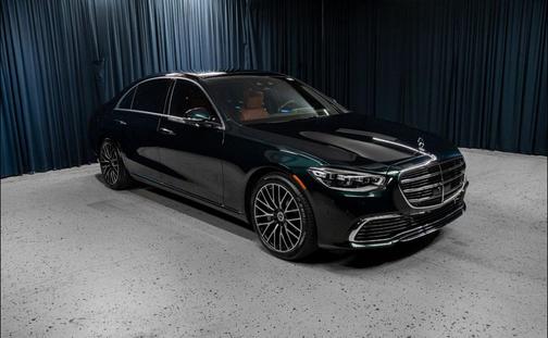 Emerald Green Metallic 2026 Mercedes-Benz S-Class 4MATIC