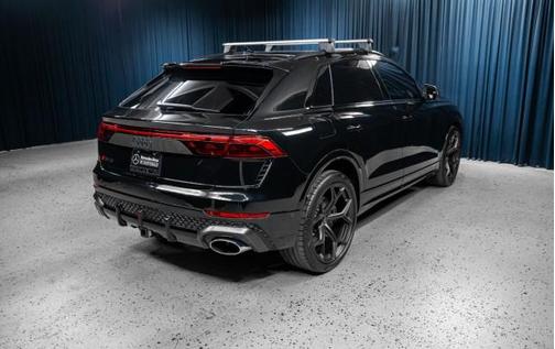 2025 Audi RS Q8 4.0T