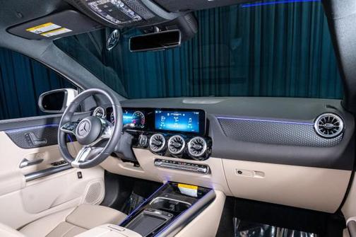 2025 Mercedes-Benz GLA 250 Base