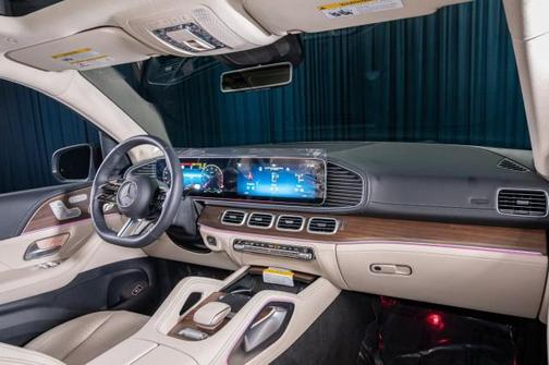 2025 Mercedes-Benz GLS 450 4MATIC