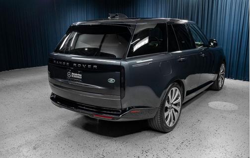 2023 Land Rover Range Rover P530 SE