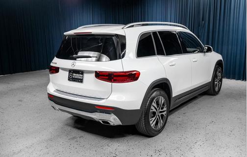 Polar White 2026 Mercedes-Benz GLB 250 Base