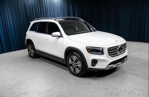 Polar White 2026 Mercedes-Benz GLB 250 Base