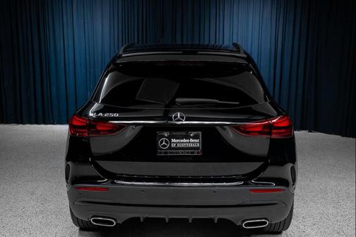 Night Black 2026 Mercedes-Benz GLA 250 4MATIC