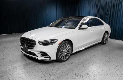 MANUFAKTUR Moonlight White Metallic 2026 Mercedes-Benz S-Class S 580 4MATIC