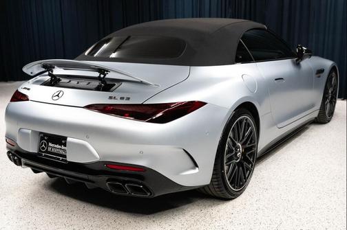 MANUFAKTUR Cirrus Silver Magno 2027 Mercedes-Benz AMG SL 63 Base