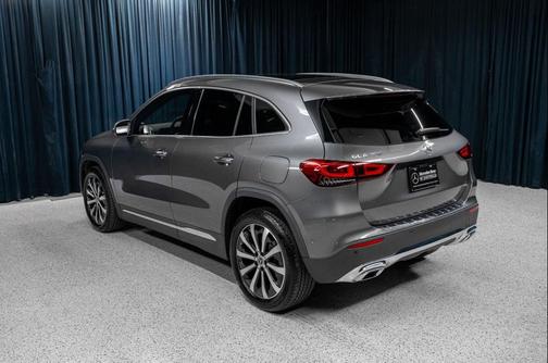 Mountain Grey Metallic 2023 Mercedes-Benz GLA 250 Base