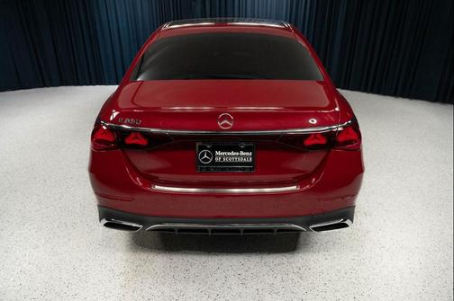 MANUFAKTUR Patagonia Red 2026 Mercedes-Benz E-Class E 350