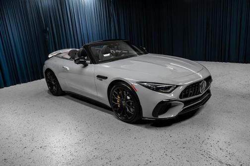 2022 Mercedes-Benz AMG SL 63 Base