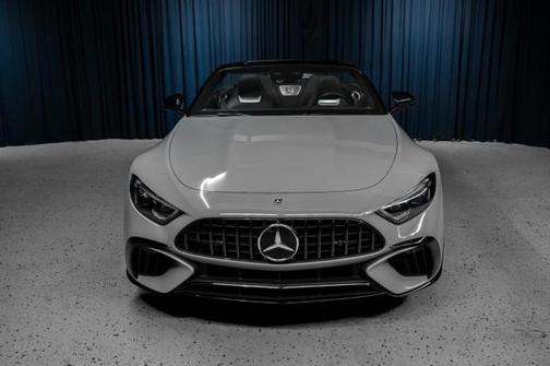 2022 Mercedes-Benz AMG SL 63 Base