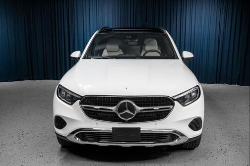 2025 Mercedes-Benz GLC 300 4MATIC