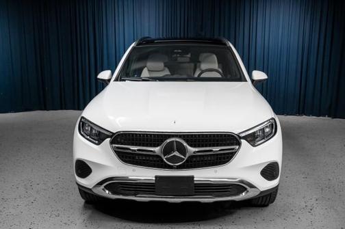 2025 Mercedes-Benz GLC 300 4MATIC