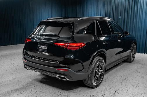 2025 Mercedes-Benz GLC 300 Base
