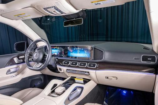 2025 Mercedes-Benz GLS 450 4MATIC