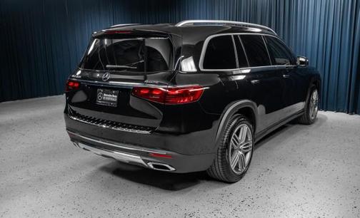 2026 Mercedes-Benz GLS 450 4MATIC