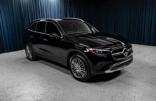 2026 Mercedes-Benz GLC 300 Base