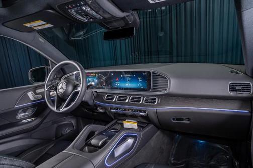 2025 Mercedes-Benz GLE 450e 4MATIC
