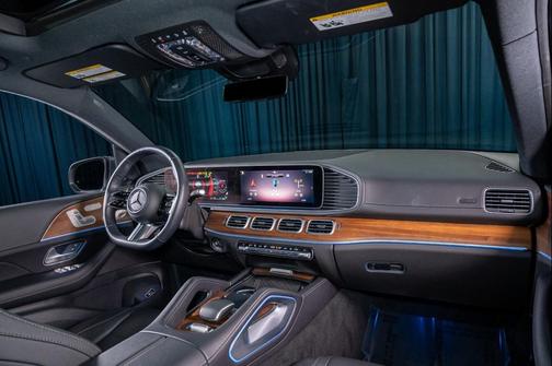 2025 Mercedes-Benz GLS 450 4MATIC