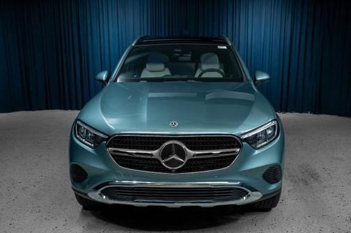2026 Mercedes-Benz GLC 300 Base