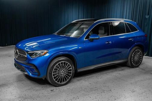 2025 Mercedes-Benz GLC 350e Base