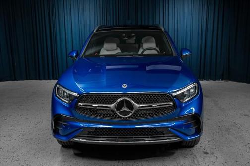2025 Mercedes-Benz GLC 350e Base
