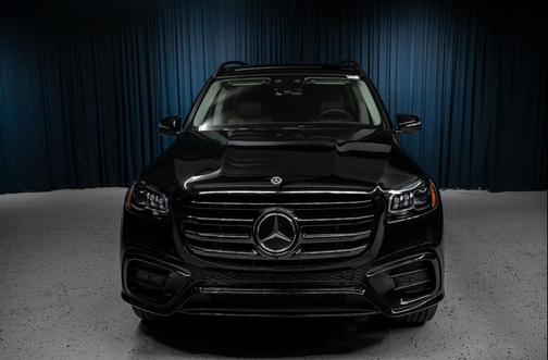 2026 Mercedes-Benz GLS 450 4MATIC