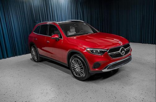 2026 Mercedes-Benz GLC 300 Base