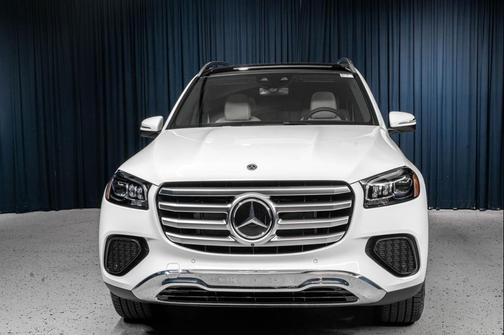 2025 Mercedes-Benz GLS 450 4MATIC