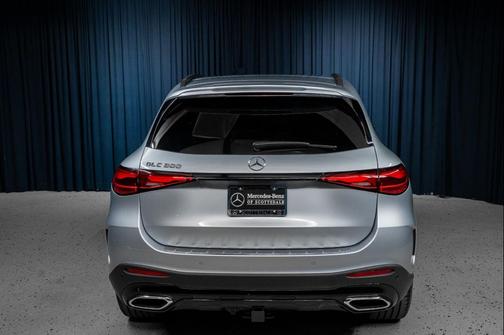 Cirrus Silver Metallic 2026 Mercedes-Benz GLC 300 Base