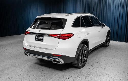 2026 Mercedes-Benz GLC 300 Base