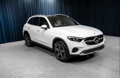2026 Mercedes-Benz GLC 300 Base