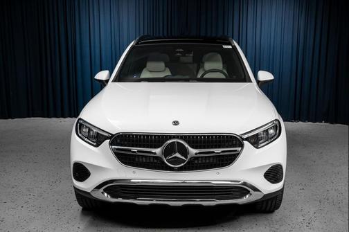 2026 Mercedes-Benz GLC 300 Base