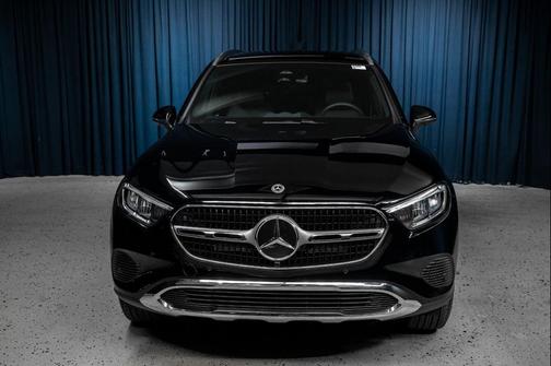 2026 Mercedes-Benz GLC 300 Base