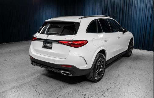 2026 Mercedes-Benz GLC 300 4MATIC