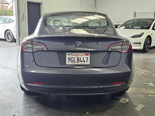 2023 Tesla Model 3 Standard Range