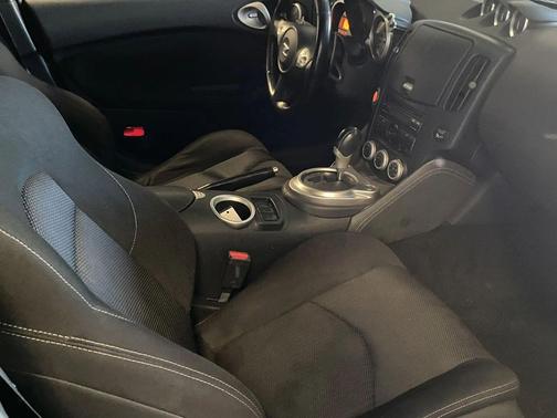 2012 Nissan 370Z Base