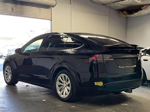 2020 Tesla Model X Long Range Plus Dual Motor All-Wheel Drive