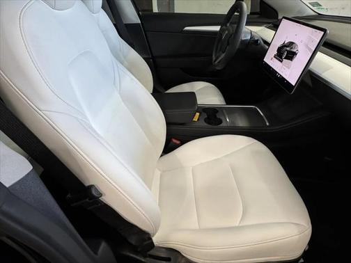 2022 Tesla Model 3 Standard Range