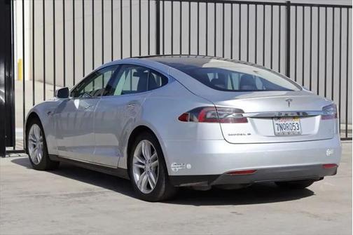 2016 Tesla Model S 70